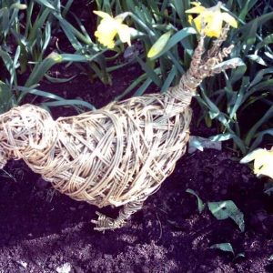 Willow Chicken Sculpture, garden decor , chicken gift, animal sculptures, farmer gift, 9th anniversary, eco friendly, willow sculpture