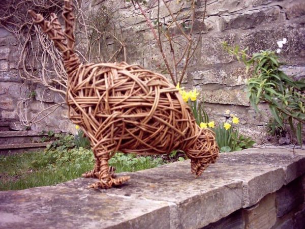 Willow Chicken Sculpture, garden decor , chicken gift, animal sculptures, farmer gift, 9th anniversary, eco friendly, willow sculpture - Image 2